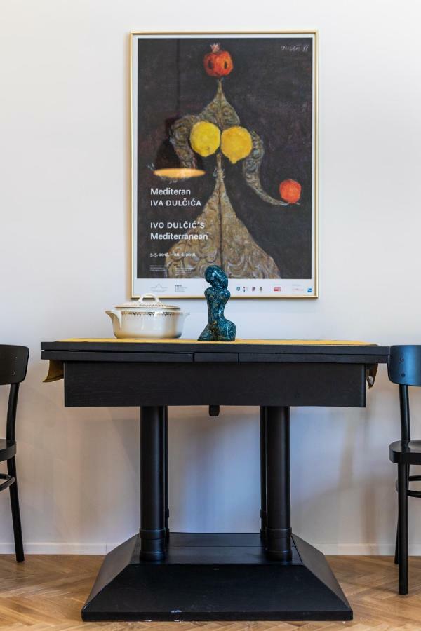 Mary Apartment Split